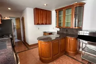 31 Woodward St, Roslyn Heights, NY 11577 - Photo 7