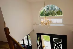 31 Woodward St, Roslyn Heights, NY 11577 - Photo 3