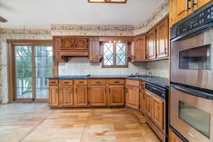 185 Maxine Ct, West Hempstead, NY 11552 - Photo 7