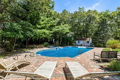 12 Douglas Court, Hampton Bays, NY 11946 - Photo 37