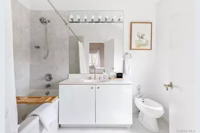 12 Douglas Court, Hampton Bays, NY 11946 - Photo 21