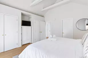 12 Douglas Ct, Hampton Bays, NY 11946 - Photo 19