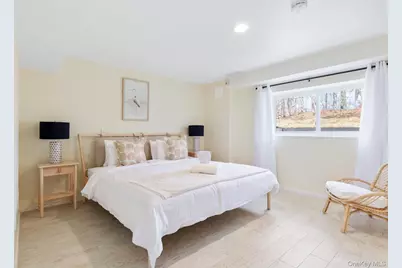 12 Douglas Court, Hampton Bays, NY 11946 - Photo 35