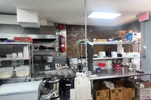 38-70 10th St, Long Island City, NY 11101 - Photo 1