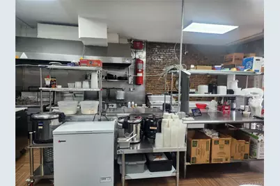 38-70 10th St, Long Island City, NY 11101 - Photo 5