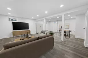 747 New St, Uniondale, NY 11553 - Photo 25