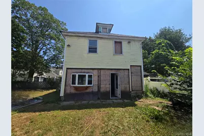 31 Union Ave, Patchogue, NY 11772 - Photo 3