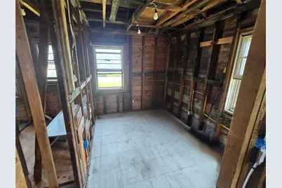 31 Union Ave, Patchogue, NY 11772 - Photo 9