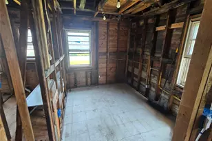 31 Union Ave, Patchogue, NY 11772 - Photo 9