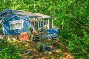 8 Towle Pl, Glen Cove, NY 11542 - Photo 23