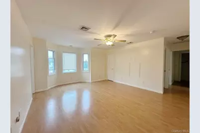 203 29th Street, Lindenhurst, NY 11757 - Photo 3