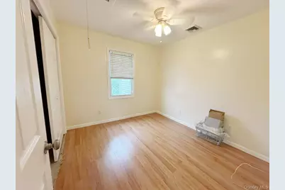 203 29th Street, Lindenhurst, NY 11757 - Photo 11