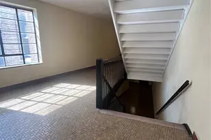 325 E 201st St, Bronx, NY 10458 - Photo 21