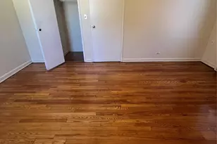 325 E 201st St, Bronx, NY 10458 - Photo 11