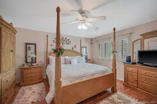 158 Gothic Cir, Manorville, NY 11949 - Photo 9