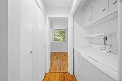 423 Colony Drive, Hartsdale, NY 10530 - Photo 11