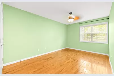 1002 Willow Lane, Valley Stream, NY 11580 - Photo 15