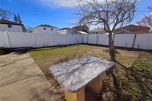 159-42 81st St, Howard Beach, NY 11414 - Photo 15