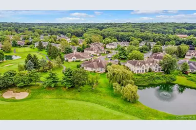 911 Altessa Boulevard, Melville, NY 11747 - Photo 17