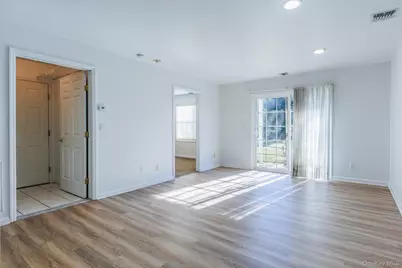 911 Altessa Boulevard, Melville, NY 11747 - Photo 7