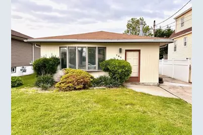 163 Vanderbilt Avenue, Island Park, NY 11558 - Photo 1