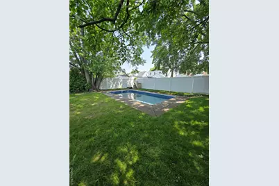 15741 87th Street, Howard Beach, NY 11414 - Photo 21