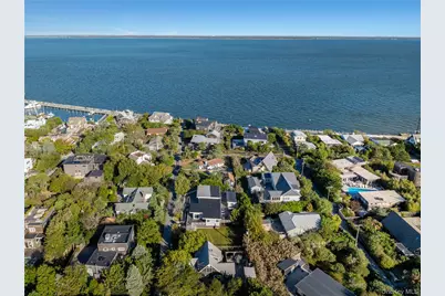 38 Homesite Avenue, Seaview, NY 11770 - Photo 29