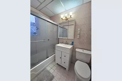 131-11 Kew Gardens Rd #5F, Richmond Hill, NY 11418 - Photo 5