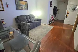 131-11 Kew Gardens Rd, Richmond Hill, NY 11418 - Photo 3