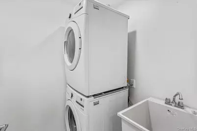 150-33 Hawtree Street, Ozone Park, NY 11417 - Photo 17