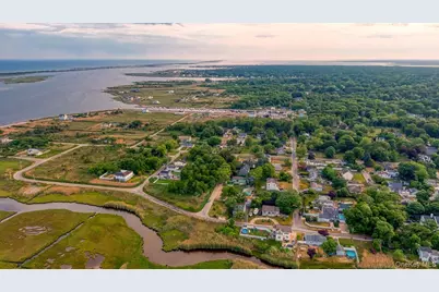 63 Washington Avenue, Mastic Beach, NY 11951 - Photo 11