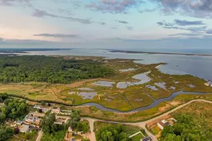 63 Washington Ave, Mastic Beach, NY 11951 - Photo 9