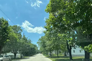 63 Washington Ave, Mastic Beach, NY 11951 - Photo 5