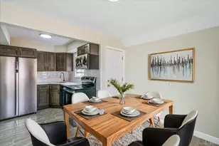 325 Pennsylvania Ave, Roosevelt, NY 11575 - Photo 7