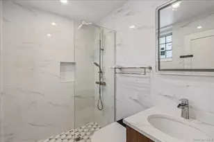 150-21 Hawtree St, Ozone Park, NY 11417 - Photo 25