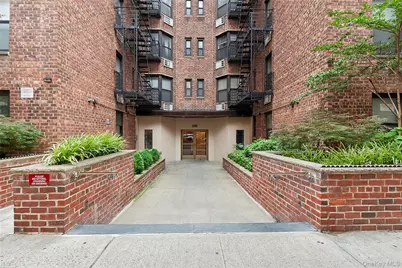 330 E 70th Street #6E, New York, NY 10021 - Photo 7