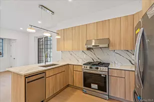 150-29 Hawtree St, Ozone Park, NY 11417 - Photo 7