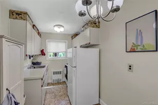 205 Edmunton Dr, North Babylon, NY 11703 - Photo 9