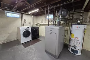 945 Benedict St, Bohemia, NY 11716 - Photo 21