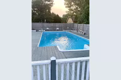 945 Benedict Street, Bohemia, NY 11716 - Photo 23