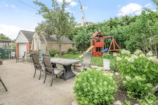 48-18 190th St, Fresh Meadows, NY 11365 - Photo 31