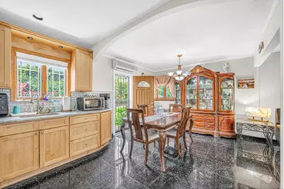 4818 190th Street, Fresh Meadows, NY 11365 - Photo 9