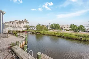 116 Westend Ave, Freeport, NY 11520 - Photo 21