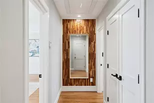 10 Locust St, Hicksville, NY 11801 - Photo 15