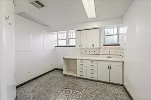 87-02 188th St, Jamaica, NY 11423 - Photo 21