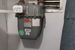 87-02 188th St, Jamaica, NY 11423 - Photo 27