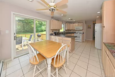 14 Roble Road, Suffern, NY 10901 - Photo 11