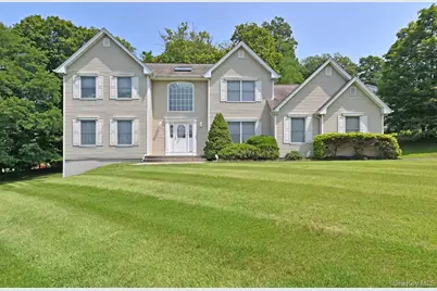 14 Roble Road, Suffern, NY 10901 - Photo 1