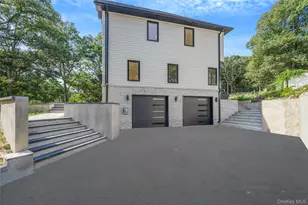 628 Meadow Rd, Smithtown, NY 11754 - Photo 43