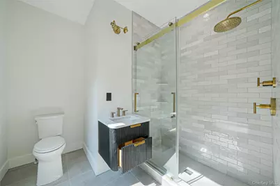 628 Meadow Road, Smithtown, NY 11754 - Photo 33